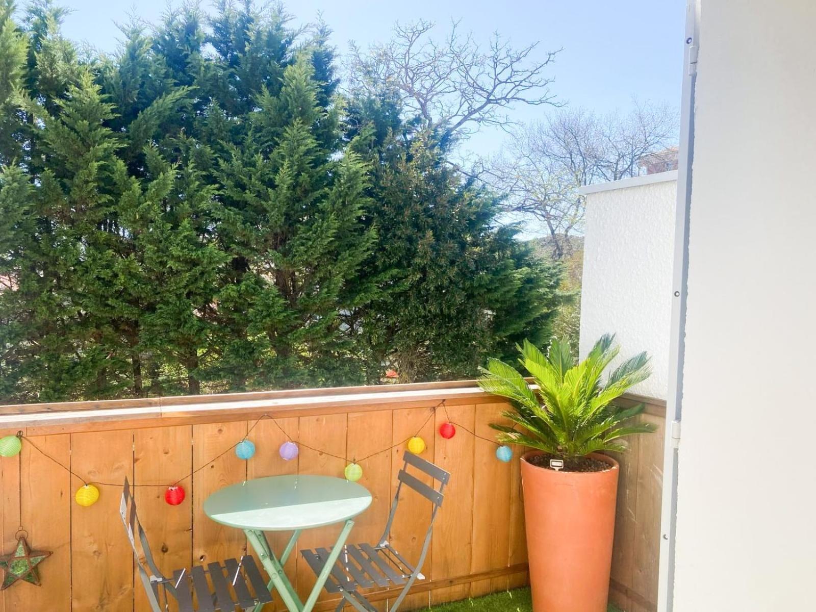 Zephyr - Proche Et Du Centre Ville, Original, Calme Appartement Royan